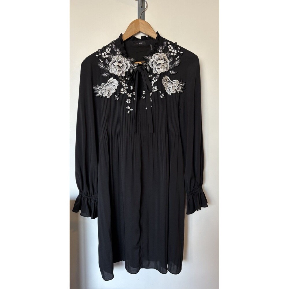 Le Gali Black Floral Embroidered Long Sleeve Whimsigoth Mini Dress Size Large